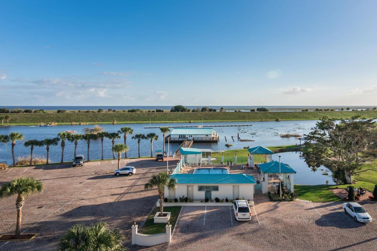 Resort Days & By Wyndham